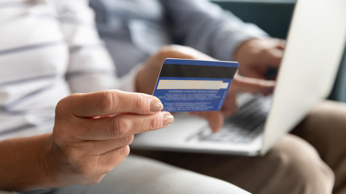 Här är mina 4 bästa tips för att betala av din kreditkortsskuld